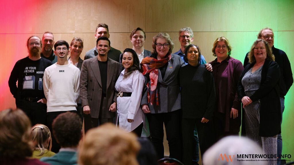 Roshano Dewnarain lijsttrekker GL/PvdA, Anja van Duren op 5