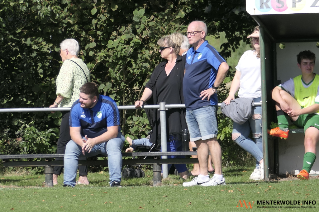 ZNC wint - mede door 5 goals Sven Niemeijer - ruim van Harkstede