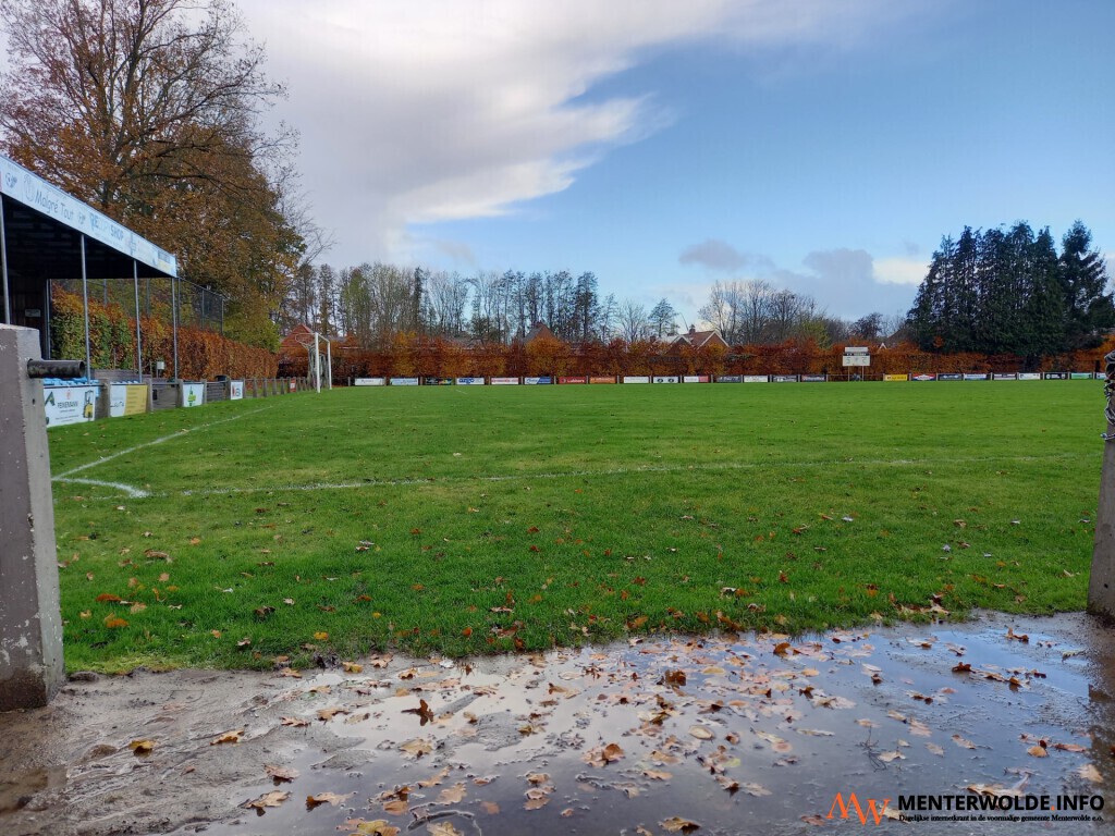 Meeden - Harkstede afgelast: velden op Sportpark De Bouwte onbespeelbaar