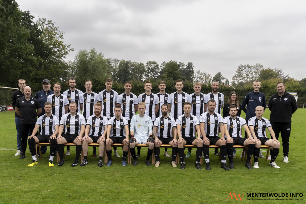 Meeden sluit seizoen af met klinkende zege op Wagenborger Boys