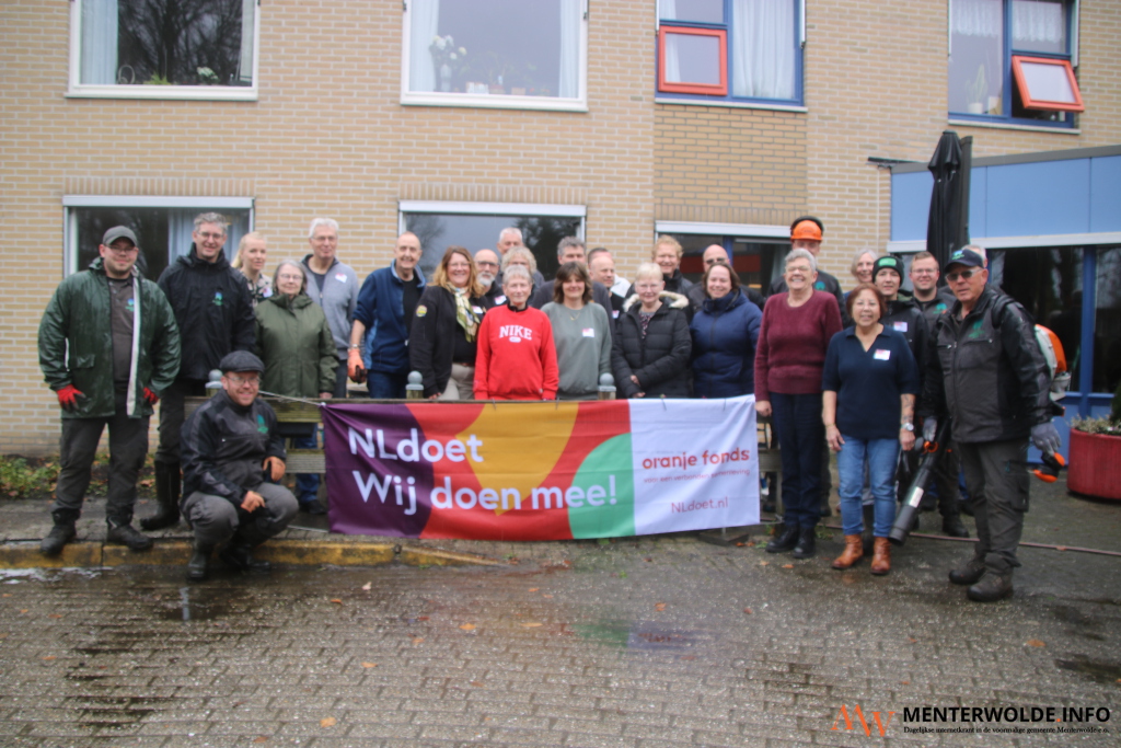 Gockingaheem: NLdoet is ook rollators en rolstoelen wassen