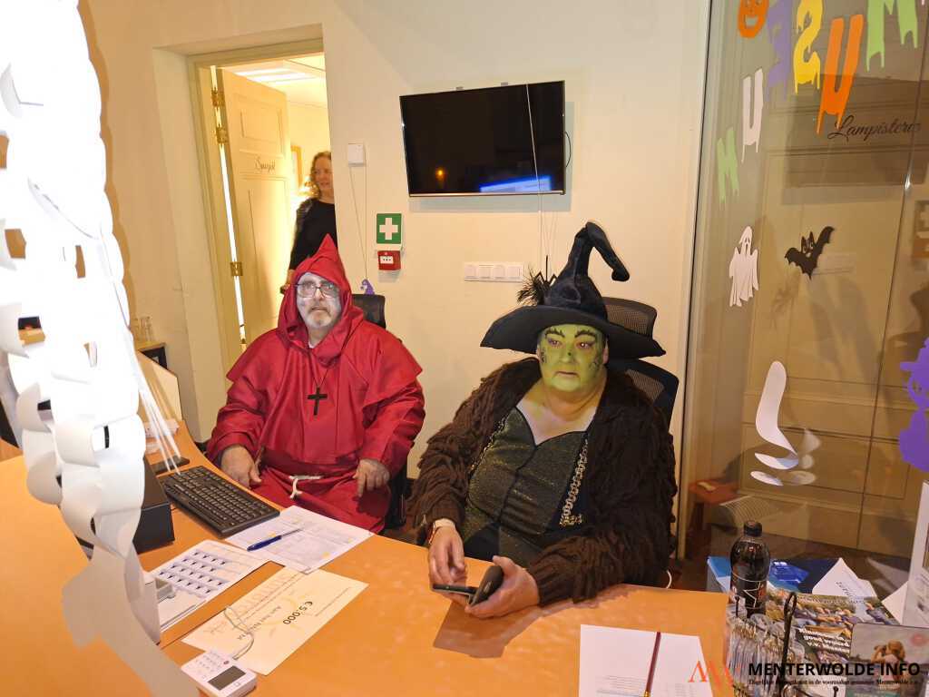 Spooky Speurtocht in Zuidbroek zit met 64 kinderen propvol