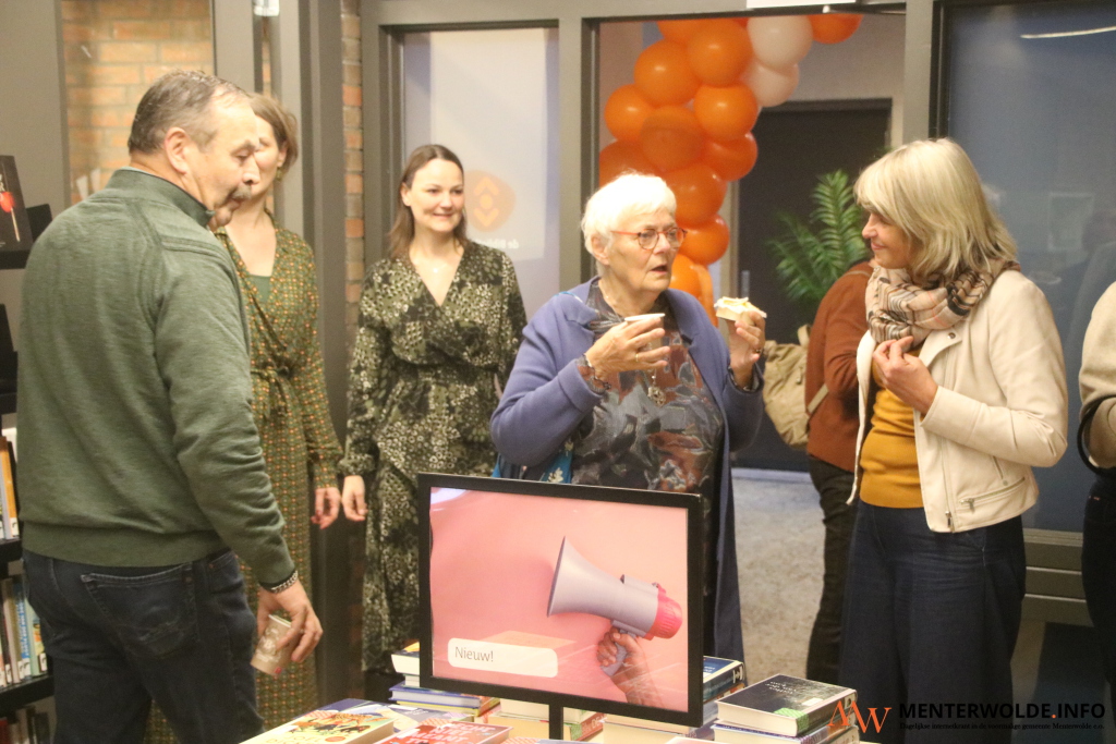 Heropende bieb Zuidbroek is geen 13 in dozijn bibliotheek