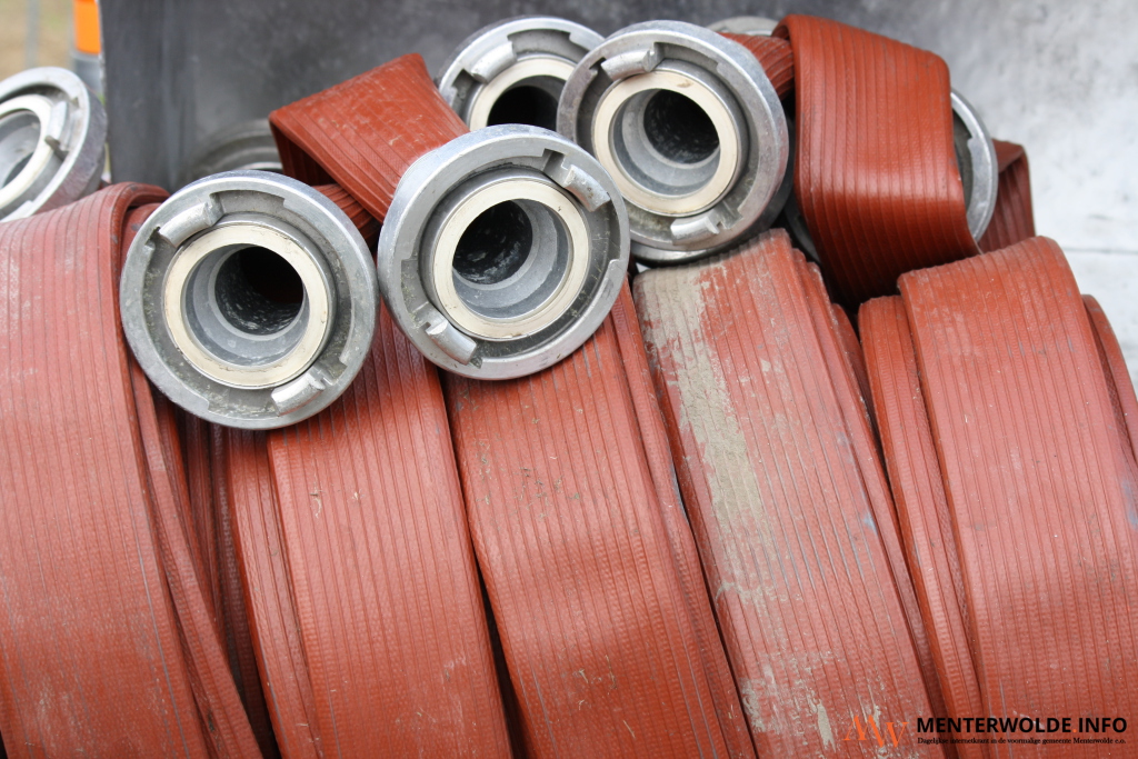 Brand in loods kartonfabrikant Solidus in Oude Pekela