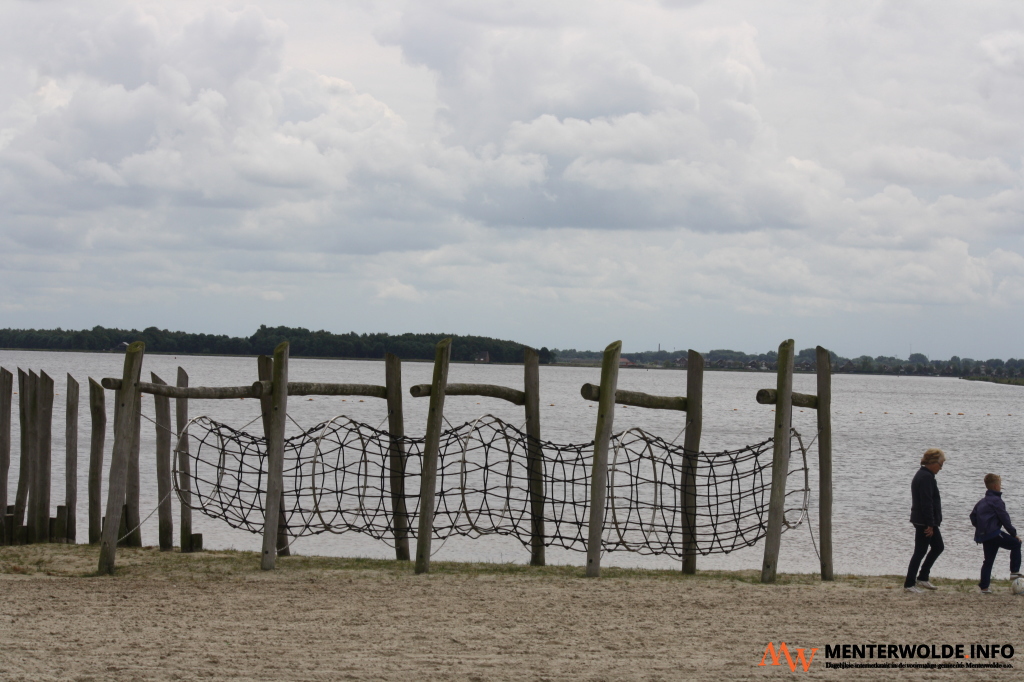 Waterschap vult Oldambtmeer met 1.25 miljard liter water vanuit Winschoterdiep