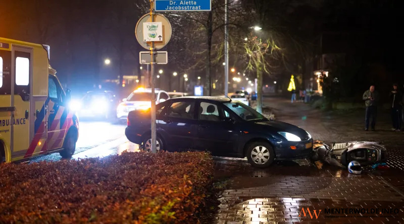 Scooterrijder gewond in Sappemeer na aanrijding met auto