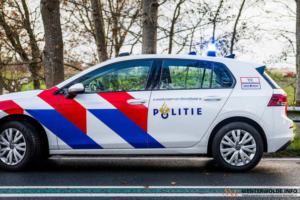 Politie vindt 2 overleden personen in woning Meerstad